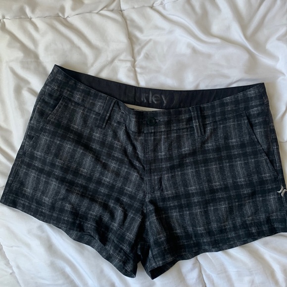 Plaid black hurley swim shorts - Picture 1 of 3
